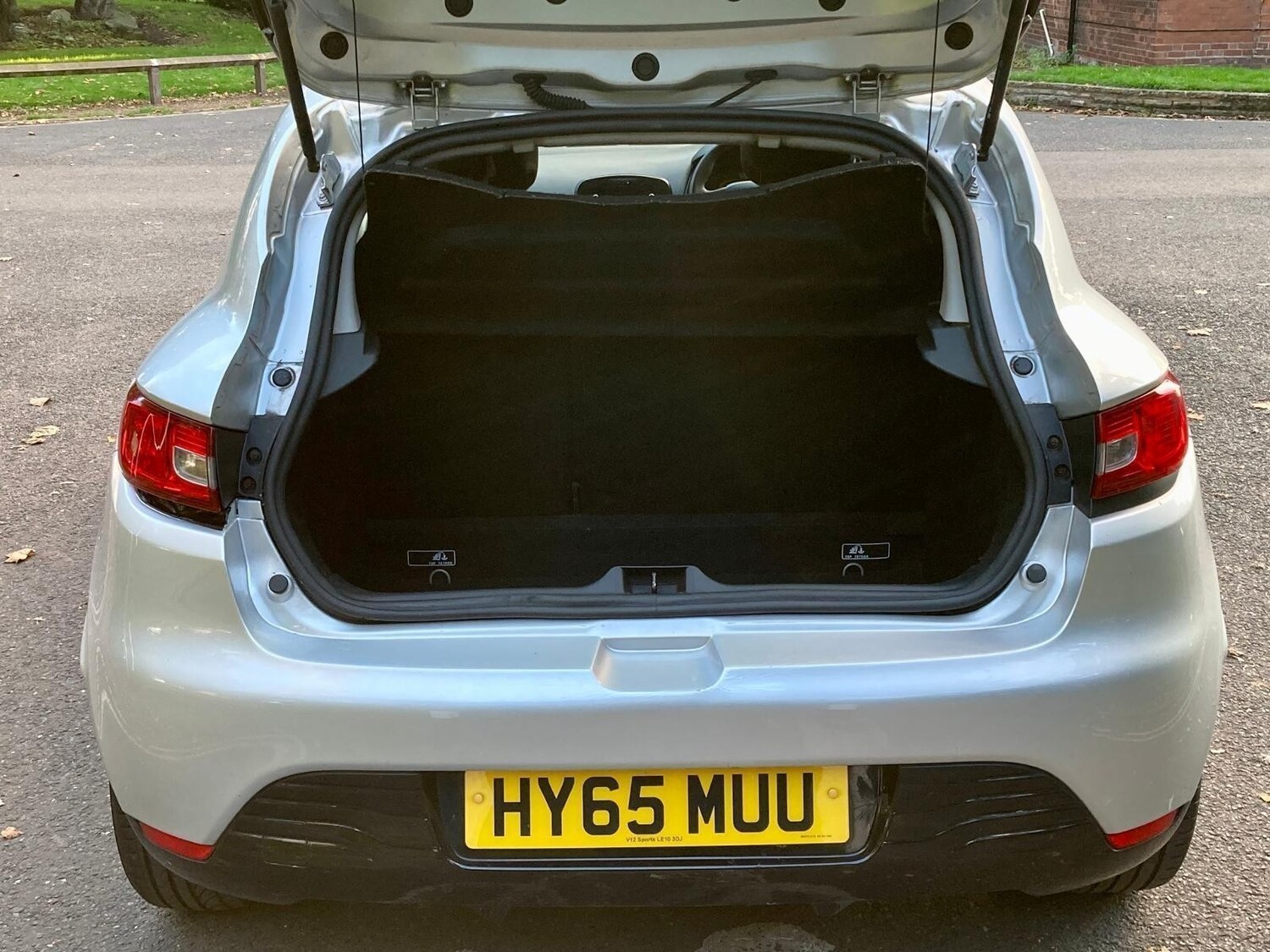 Used Renault Clio 2015 for sale - 77934424: Photo 7