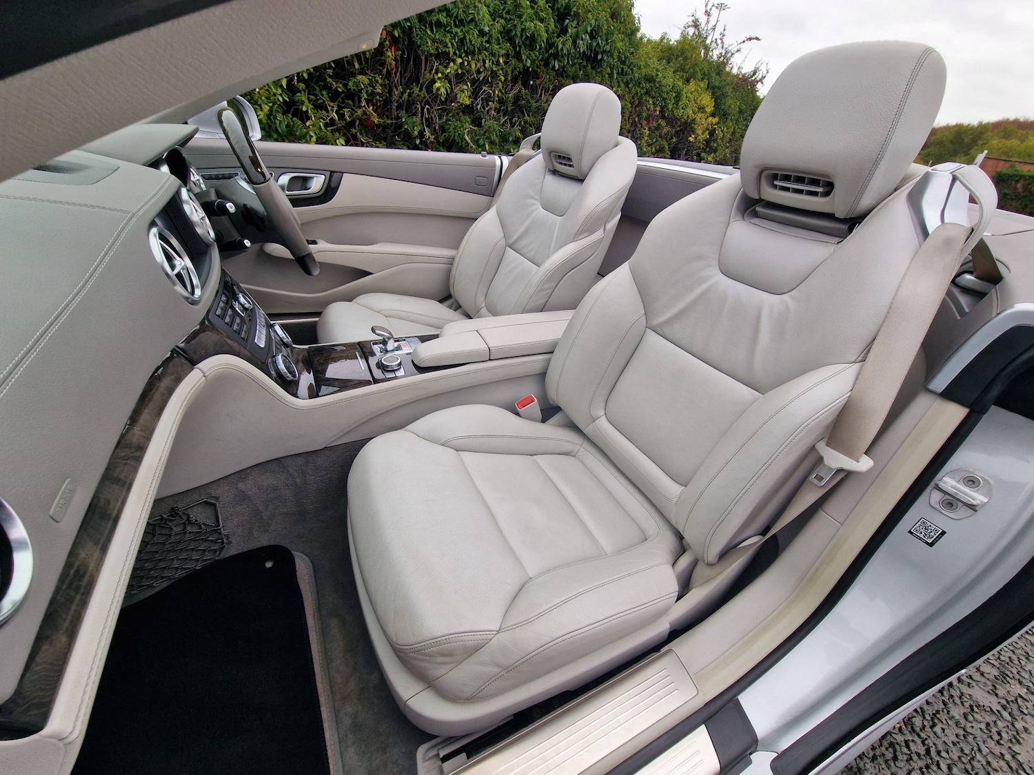 Used Mercedes-Benz SL 2012 for sale - 77938558: Photo 3