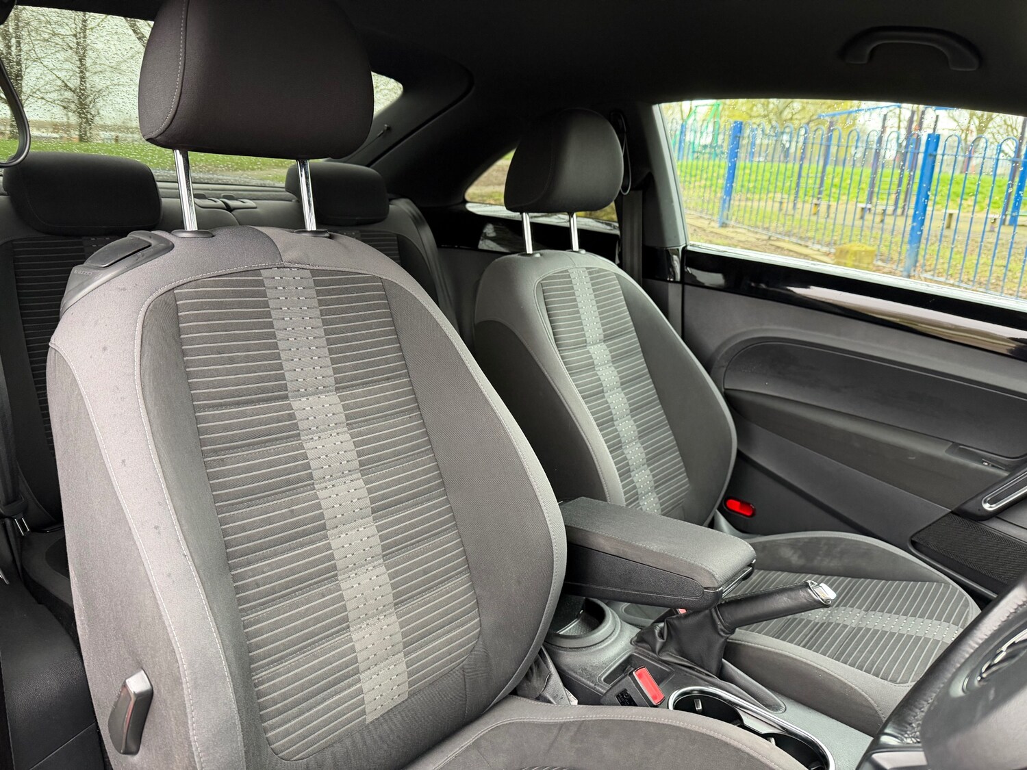 Used Volkswagen Beetle 2016 for sale - 77937774: Photo 13