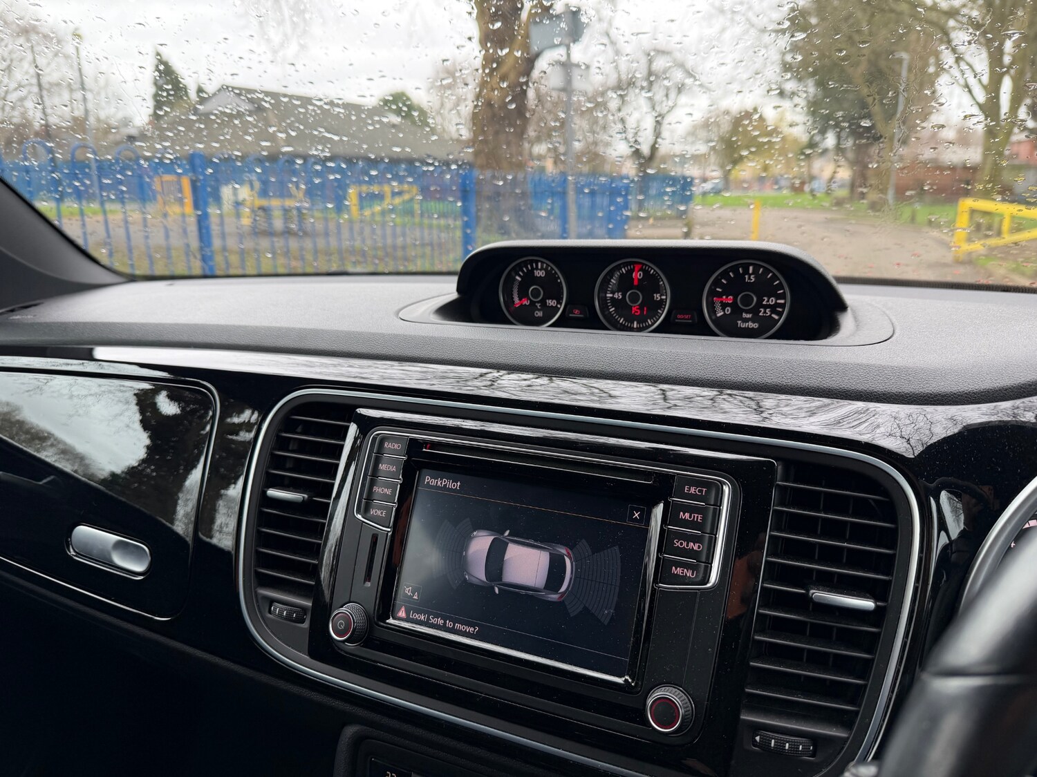 Used Volkswagen Beetle 2016 for sale - 77937774: Photo 15