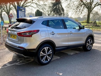 Used Nissan Qashqai 2017 for sale - 77934422: Photo