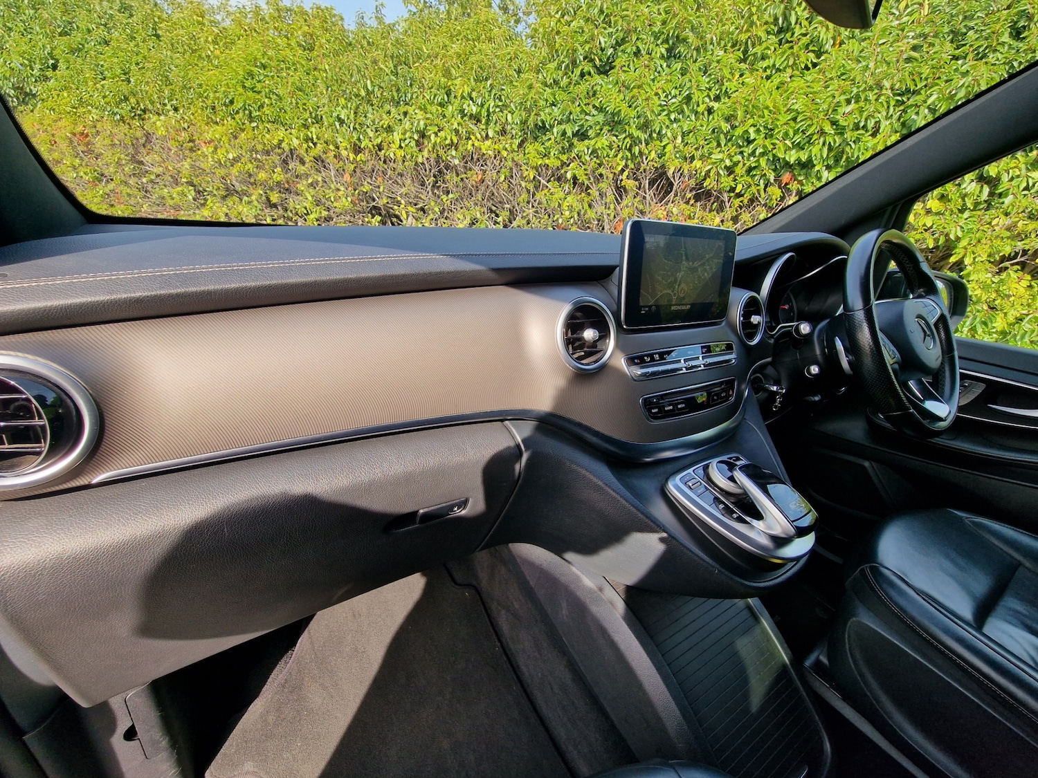 Used Mercedes-Benz V-Class 2015 for sale - 77938521: Photo 33