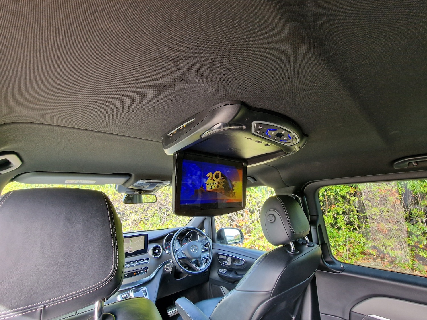 Used Mercedes-Benz V-Class 2015 for sale - 77938521: Photo 40