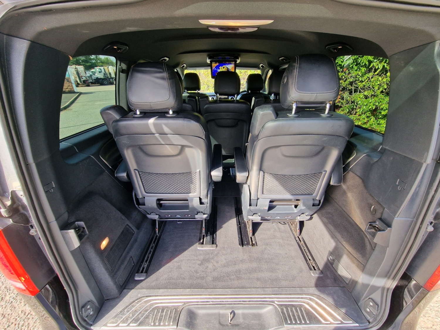 Used Mercedes-Benz V-Class 2015 for sale - 77938521: Photo 42