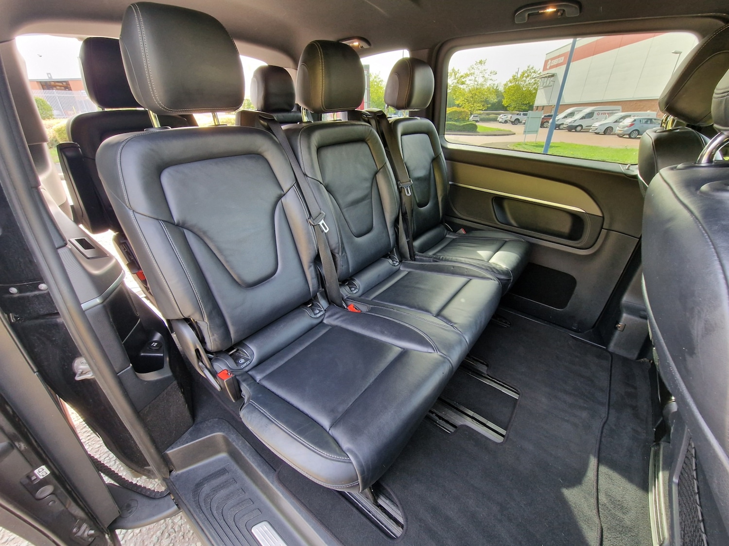 Used Mercedes-Benz V-Class 2015 for sale - 77938521: Photo 44