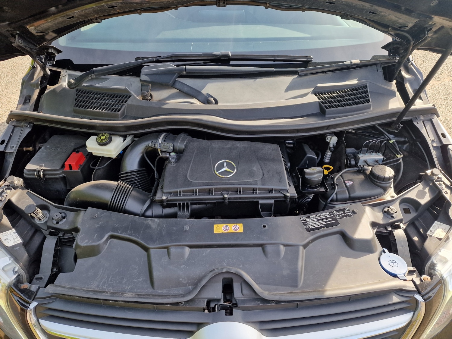 Used Mercedes-Benz V-Class 2015 for sale - 77938521: Photo 57