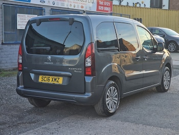 Used Peugeot Partner Tepee 2016 for sale - 77973114: Photo