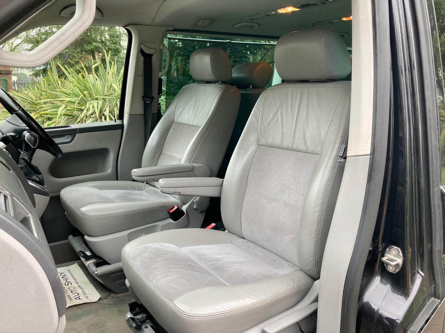 Used Volkswagen Caravelle 2013 for sale - 77934448: Photo 13