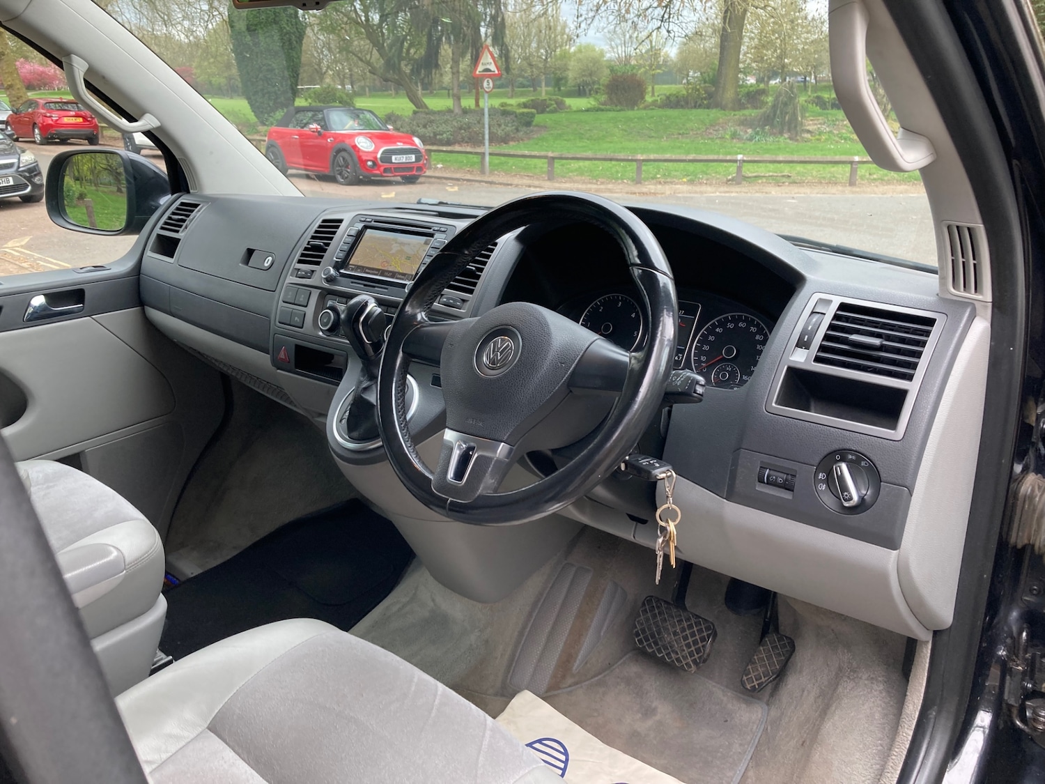 Used Volkswagen Caravelle 2013 for sale - 77934448: Photo 15