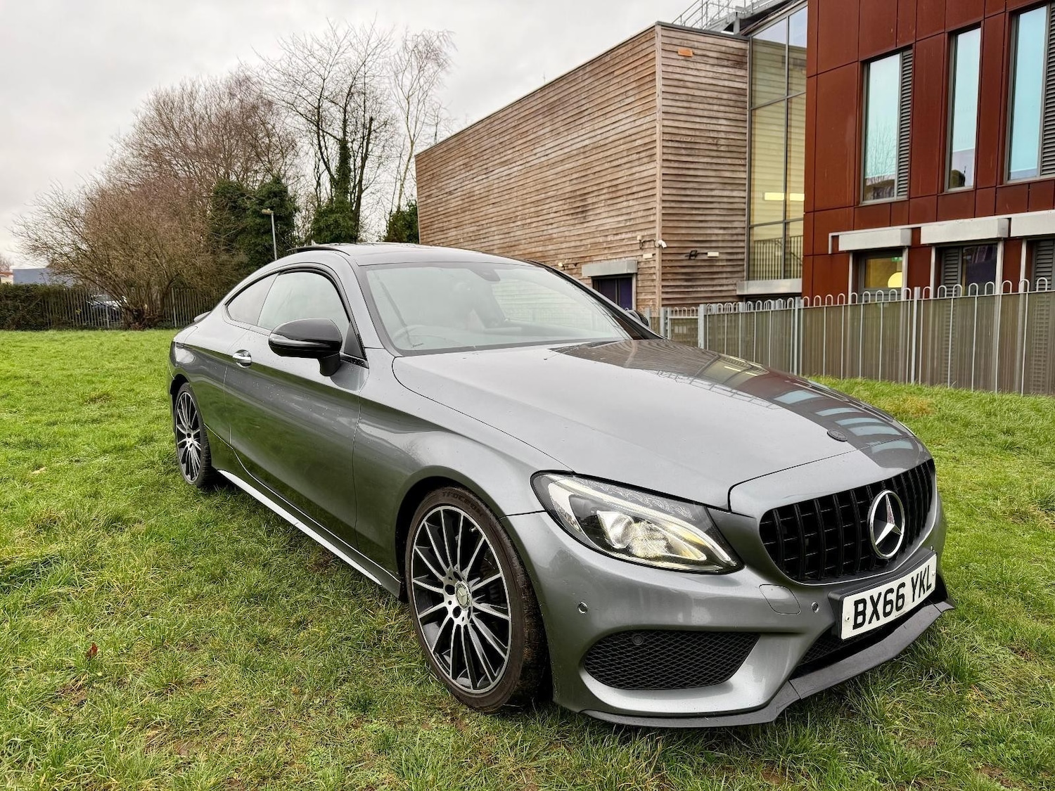 Used Mercedes-Benz C Class 2016 for sale - 77934429: Photo 3