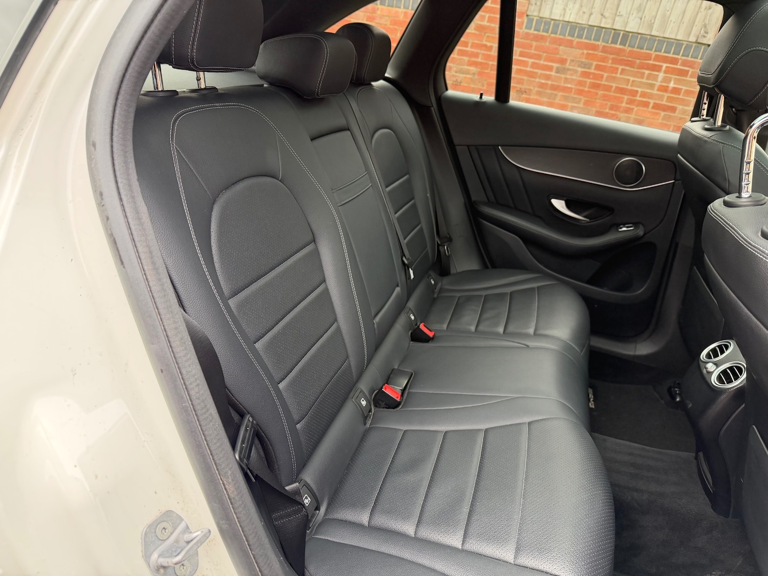 Used Mercedes-Benz GLC 2019 for sale - 77989183: Photo 17