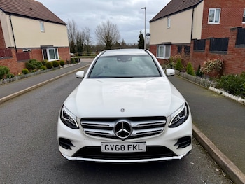 Used Mercedes-Benz GLC 2019 for sale - 77989183: Photo