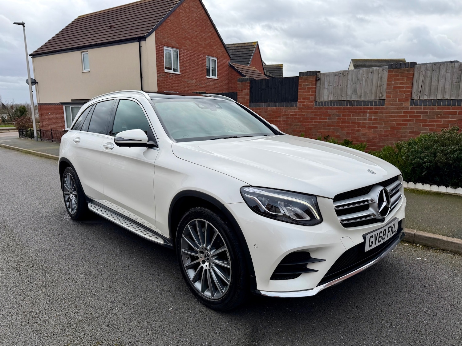 Used Mercedes-Benz GLC 2019 for sale - 77989183: Photo 4