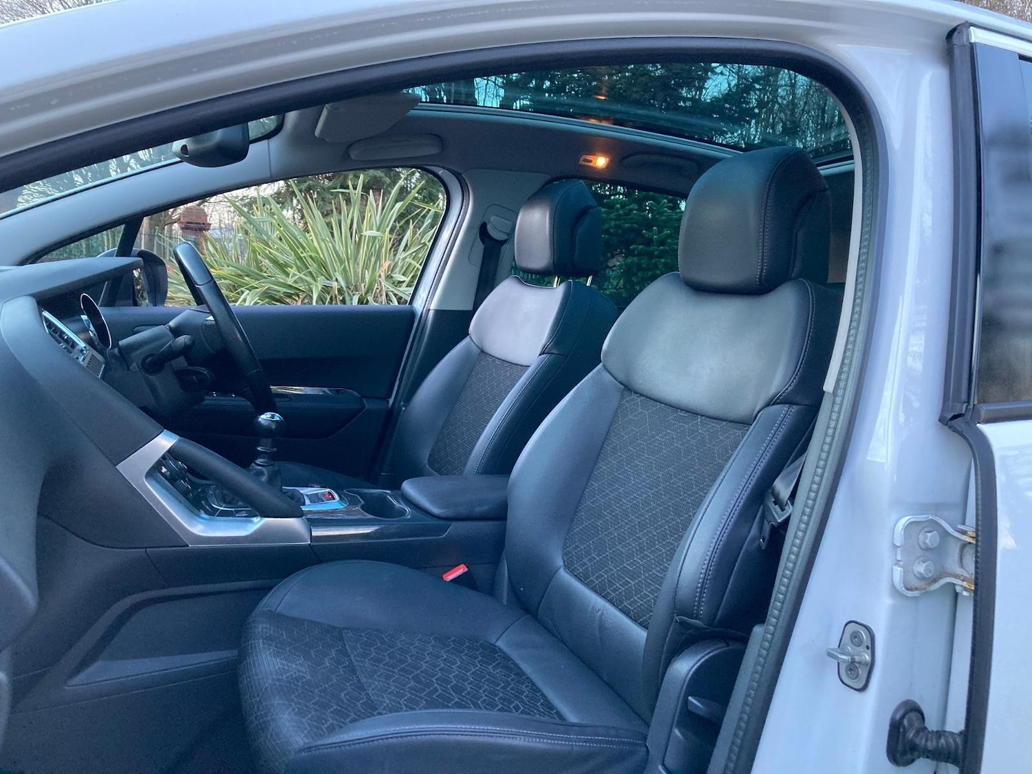 Used Peugeot 3008 2016 for sale - 77934432: Photo 10