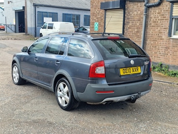 Used Skoda Octavia 2010 for sale - 78387809: Photo
