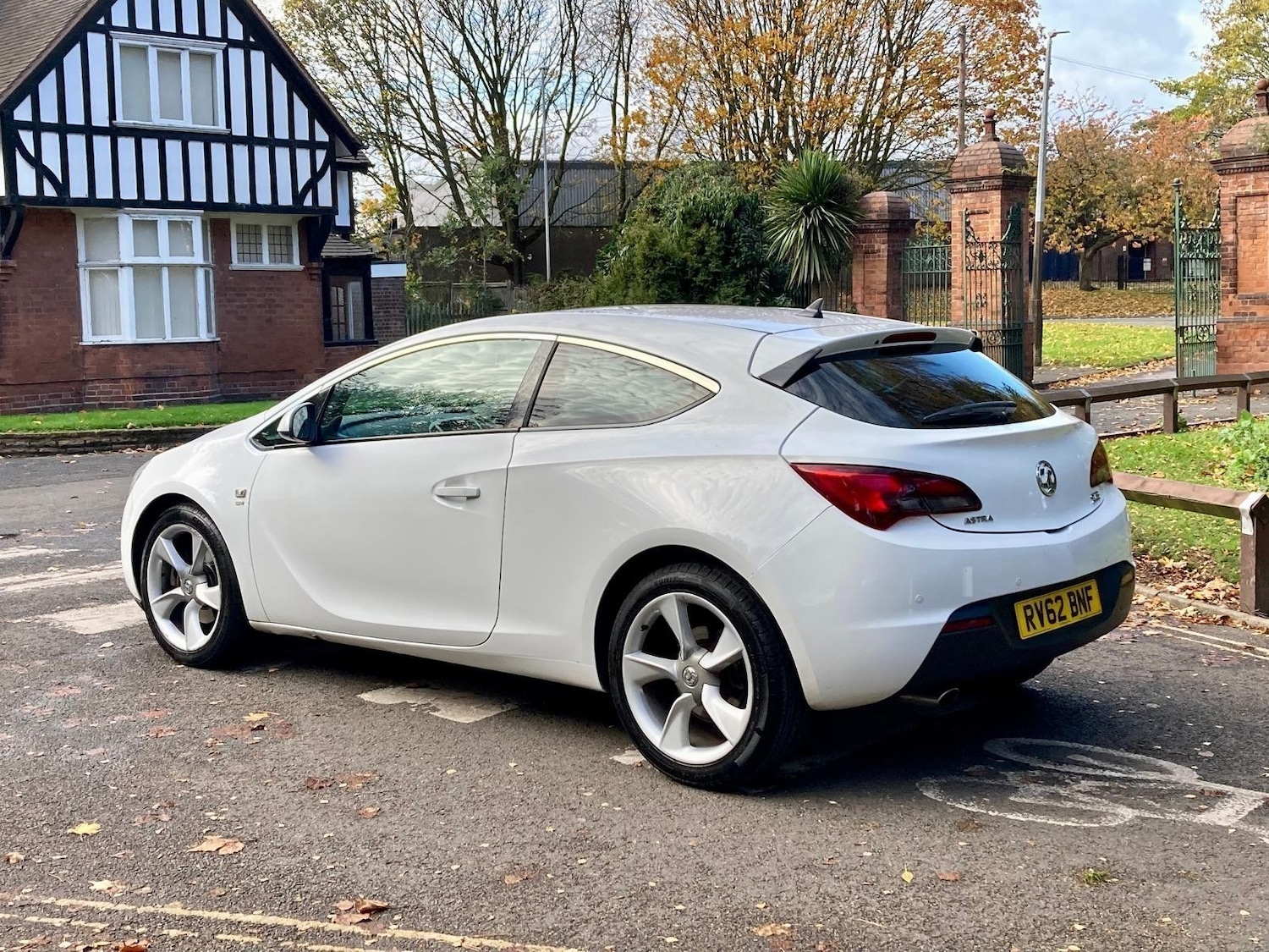 Used Vauxhall Astra GTC 2012 for sale - 77934428: Photo 6