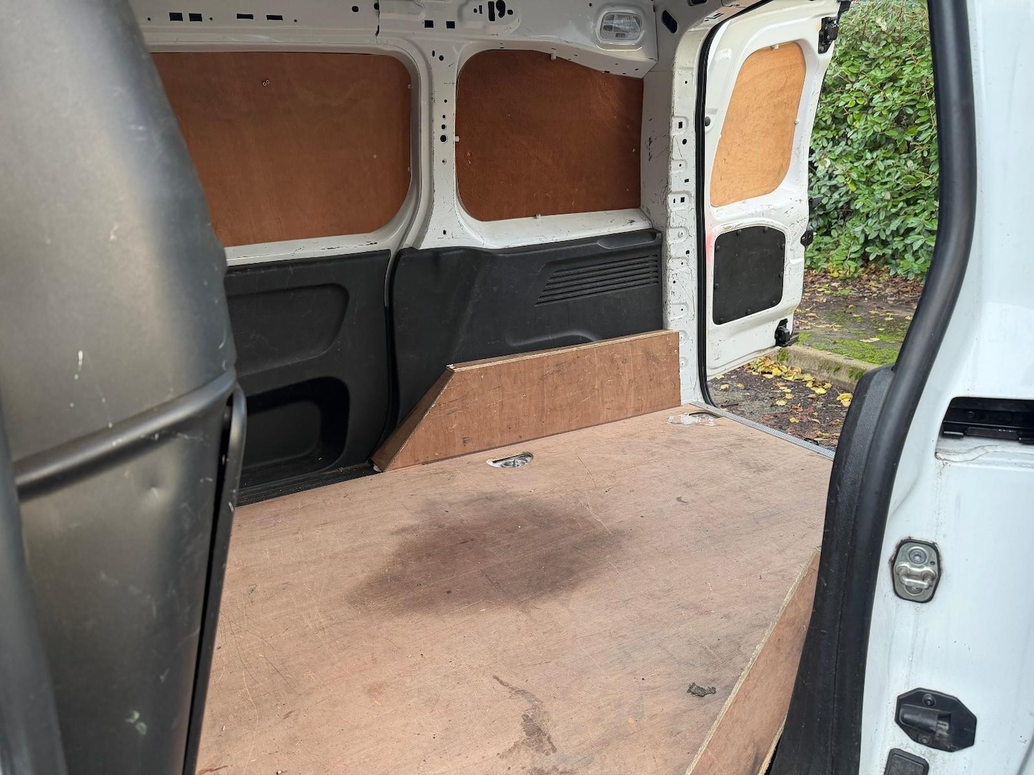 Used Peugeot Partner 2019 for sale - 77934450: Photo 10