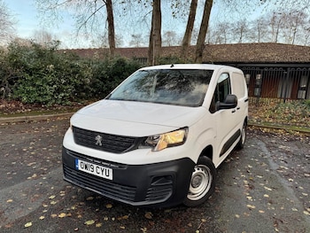 Used Peugeot Partner 2019 for sale - 77934450: Photo