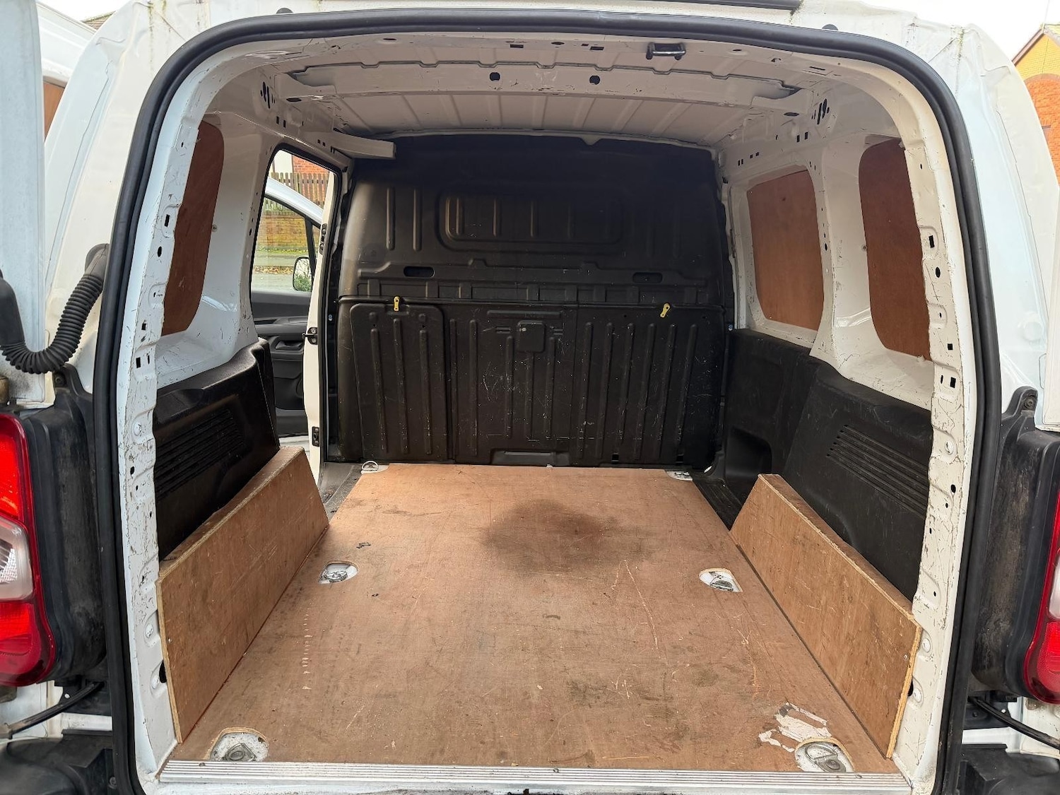 Used Peugeot Partner 2019 for sale - 77934450: Photo 9