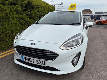 Used Ford Fiesta 2017 for sale - 75215033: Photo