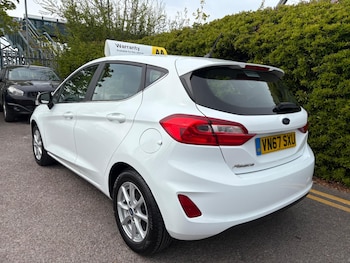 Used Ford Fiesta 2017 for sale - 75215033: Photo