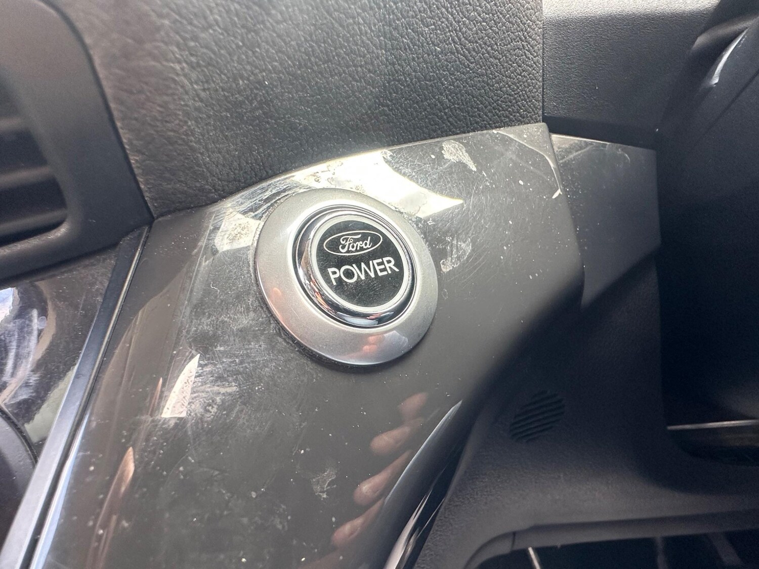 Used Ford Kuga 2013 for sale - 75991487: Photo 40