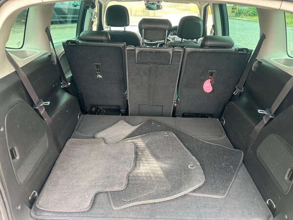 Used Vauxhall Zafira Tourer 2013 for sale - 75551617: Photo 19