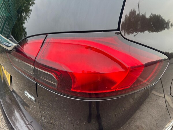 Used Vauxhall Zafira Tourer 2013 for sale - 75551617: Photo 33