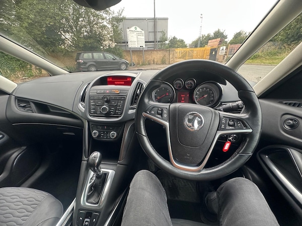 Used Vauxhall Zafira Tourer 2013 for sale - 75551617: Photo 35