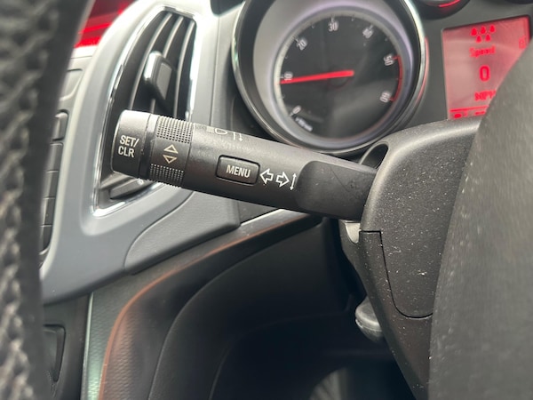 Used Vauxhall Zafira Tourer 2013 for sale - 75551617: Photo 40