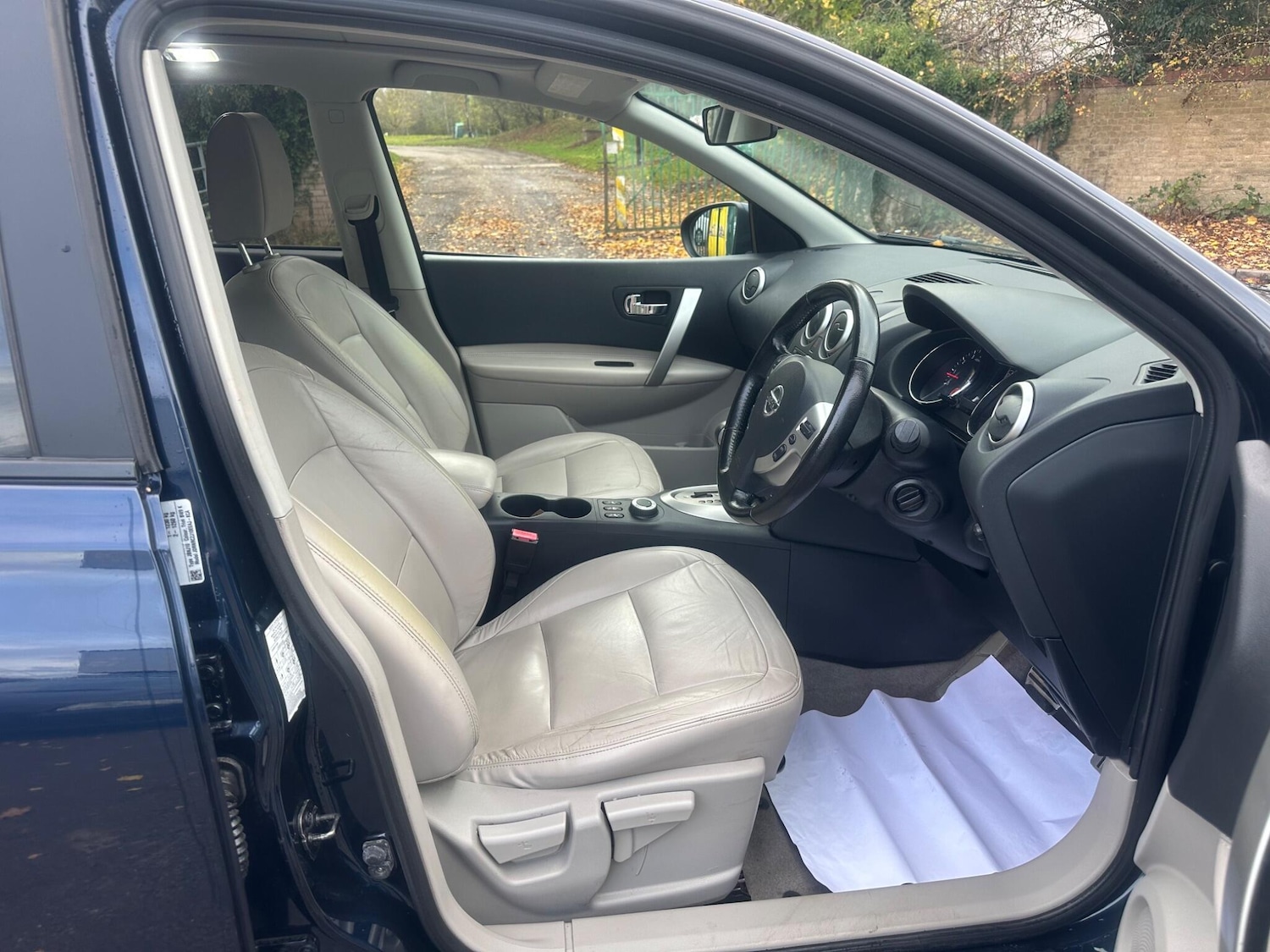 Used Nissan Qashqai+2 2012 for sale - 76549680: Photo 12