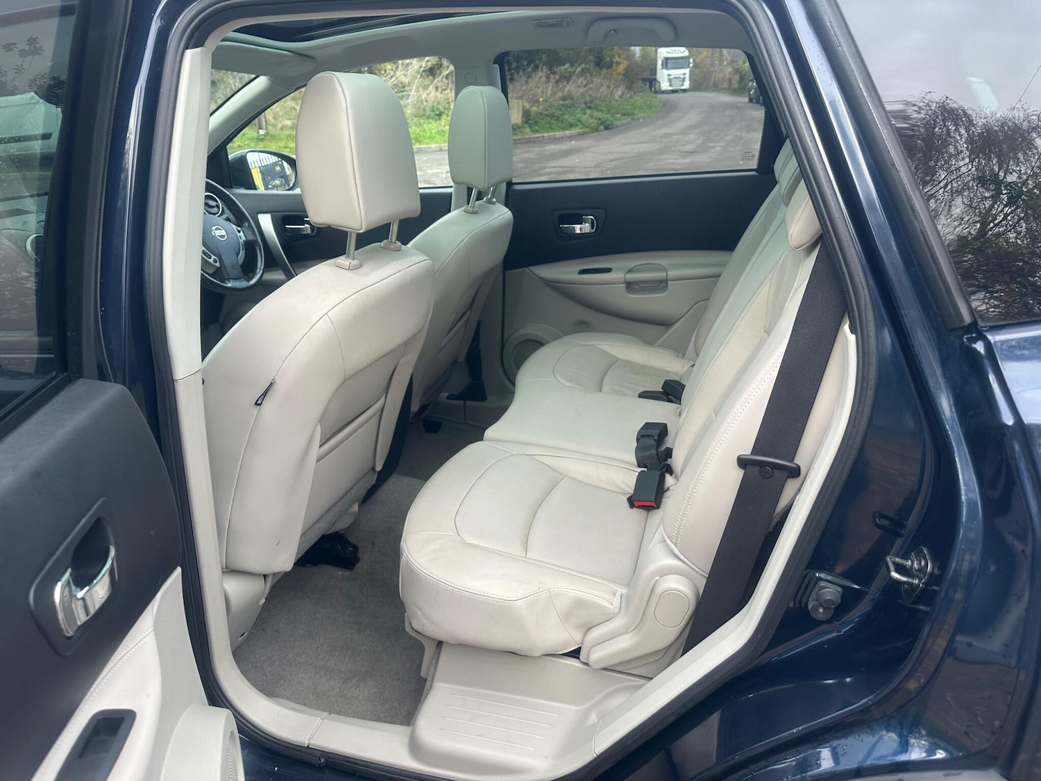 Used Nissan Qashqai+2 2012 for sale - 76549680: Photo 19