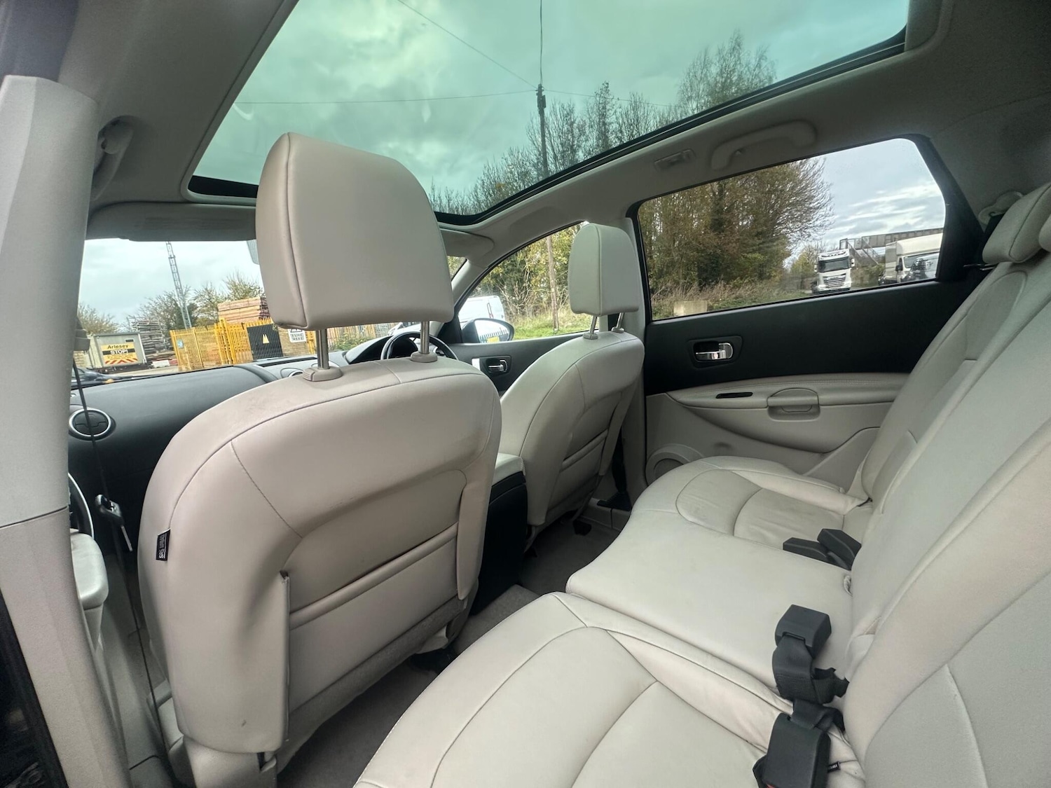 Used Nissan Qashqai+2 2012 for sale - 76549680: Photo 20