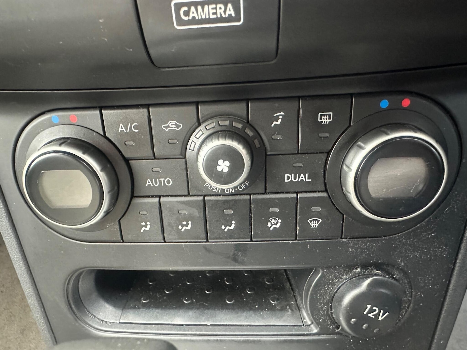 Used Nissan Qashqai+2 2012 for sale - 76549680: Photo 30