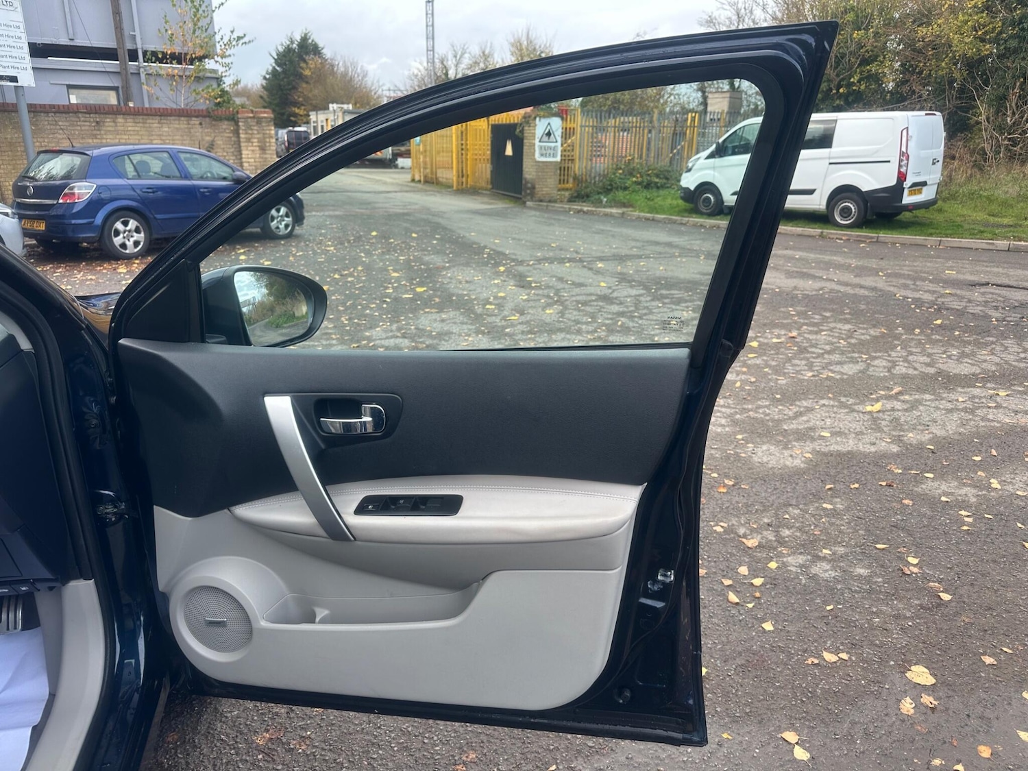 Used Nissan Qashqai+2 2012 for sale - 76549680: Photo 33