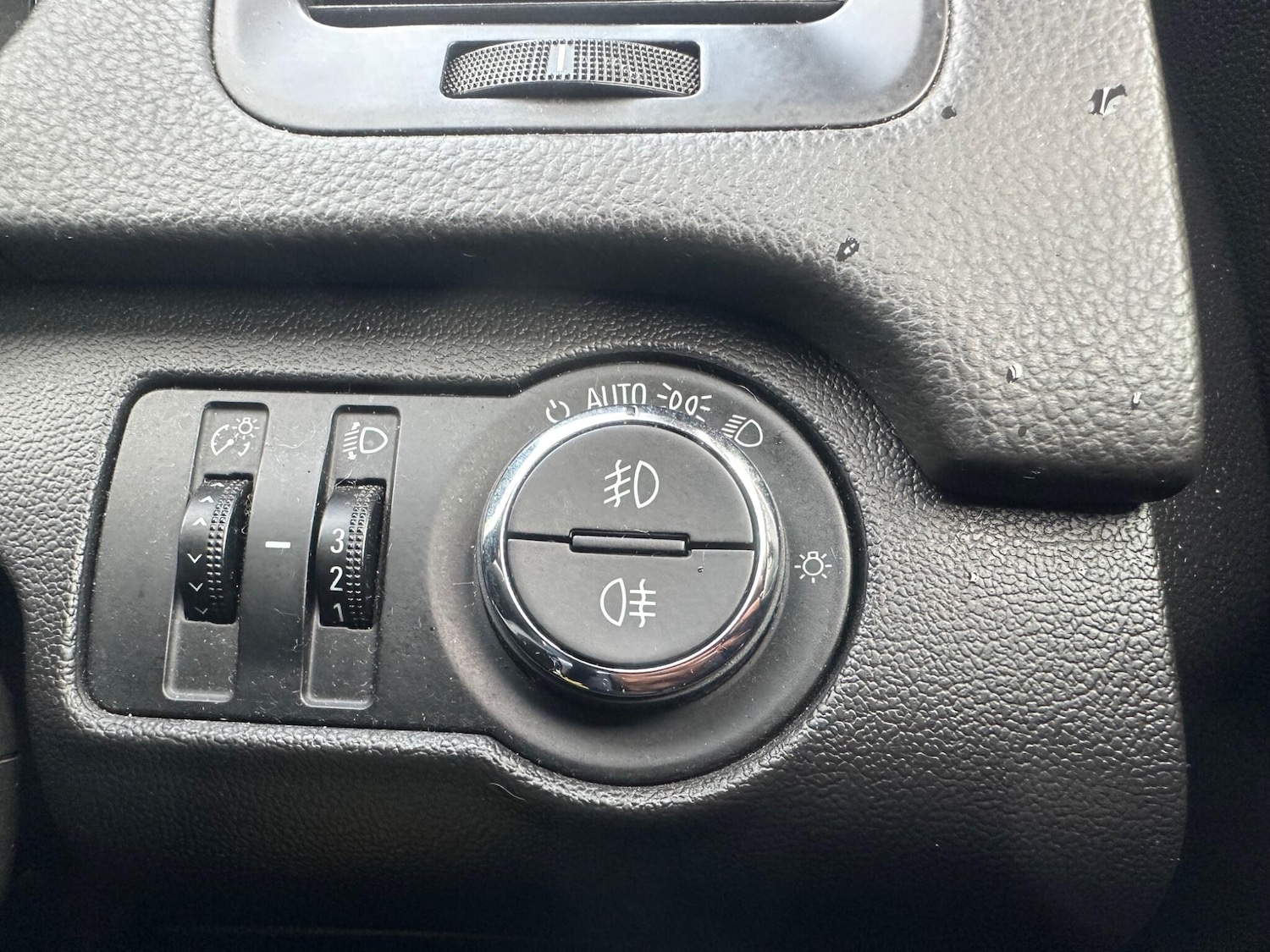 Used Vauxhall Insignia 2010 for sale - 76326998: Photo 30