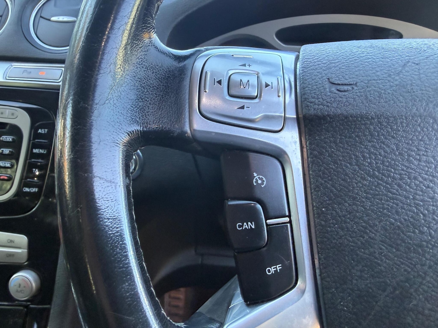 Used Ford S-Max 2010 for sale - 76361026: Photo 18