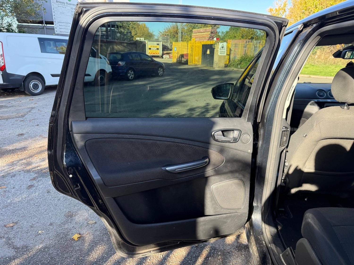 Used Ford S-Max 2010 for sale - 76361026: Photo 28
