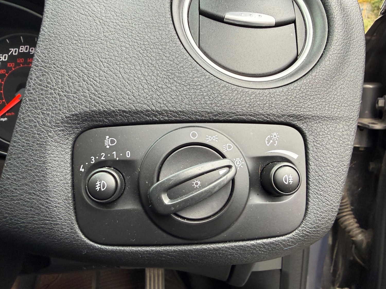 Used Ford Mondeo 2014 for sale - 76314967: Photo 23