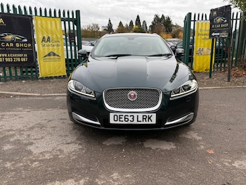 Used Jaguar XF 2014 for sale - 76398687: Photo
