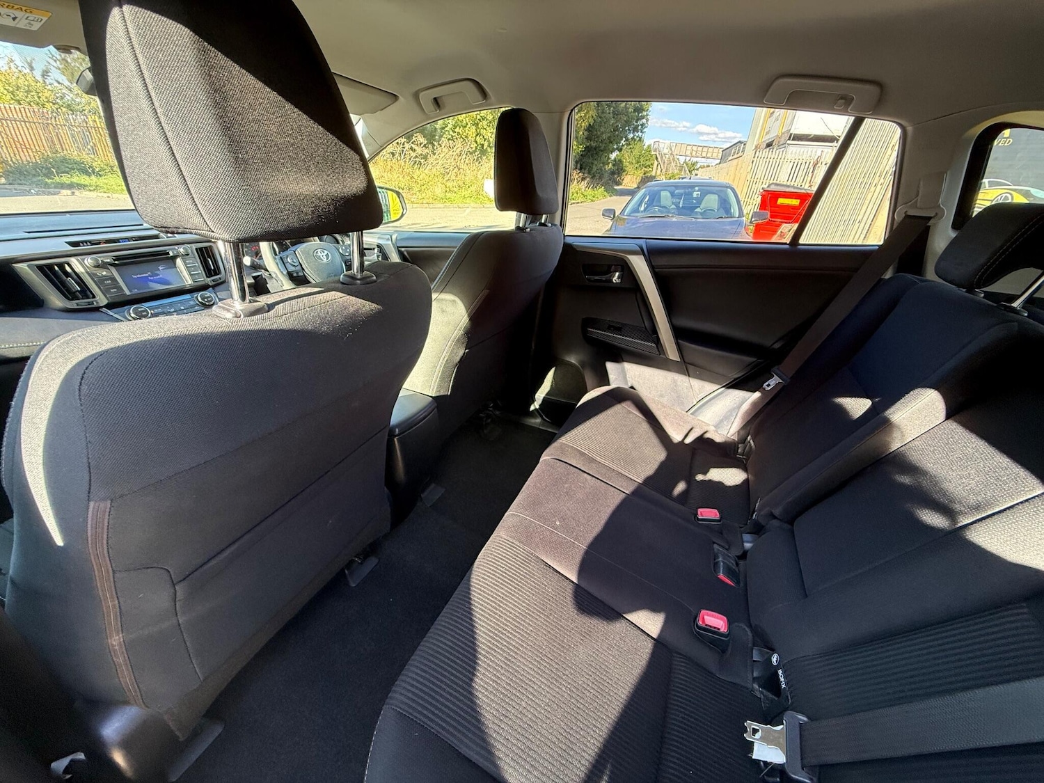 Used Toyota RAV4 2014 for sale - 76042684: Photo 34
