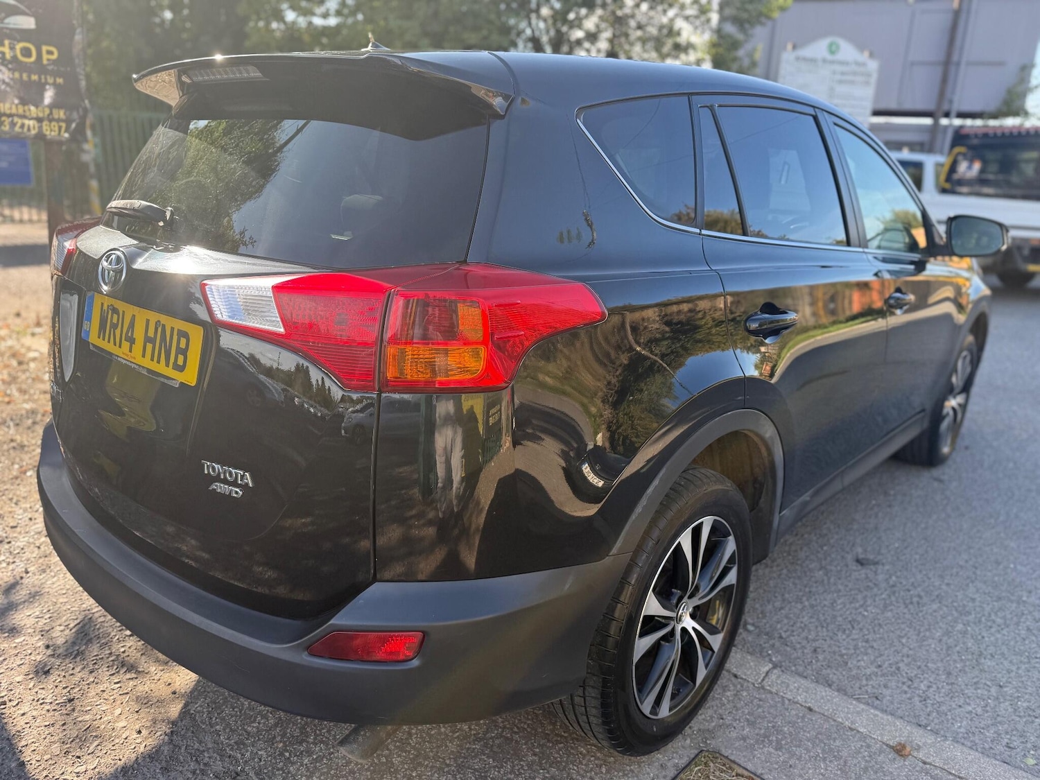 Used Toyota RAV4 2014 for sale - 76042684: Photo 5