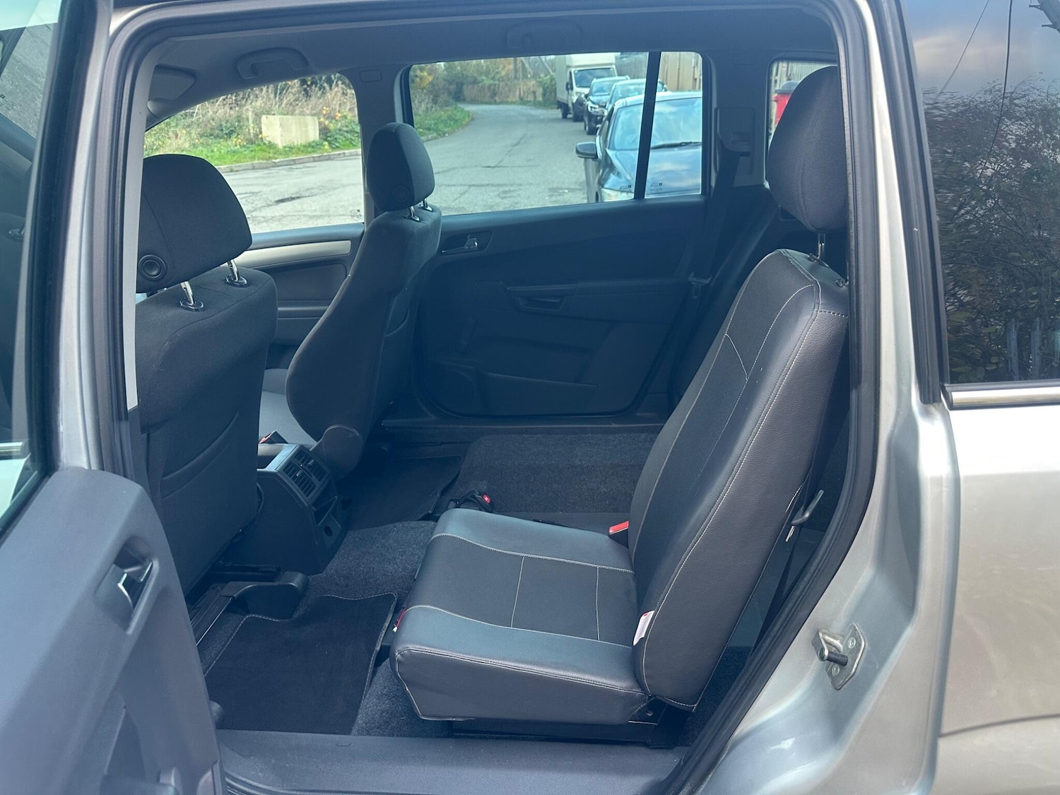 Used Vauxhall Zafira 2011 for sale - 76522300: Photo 17