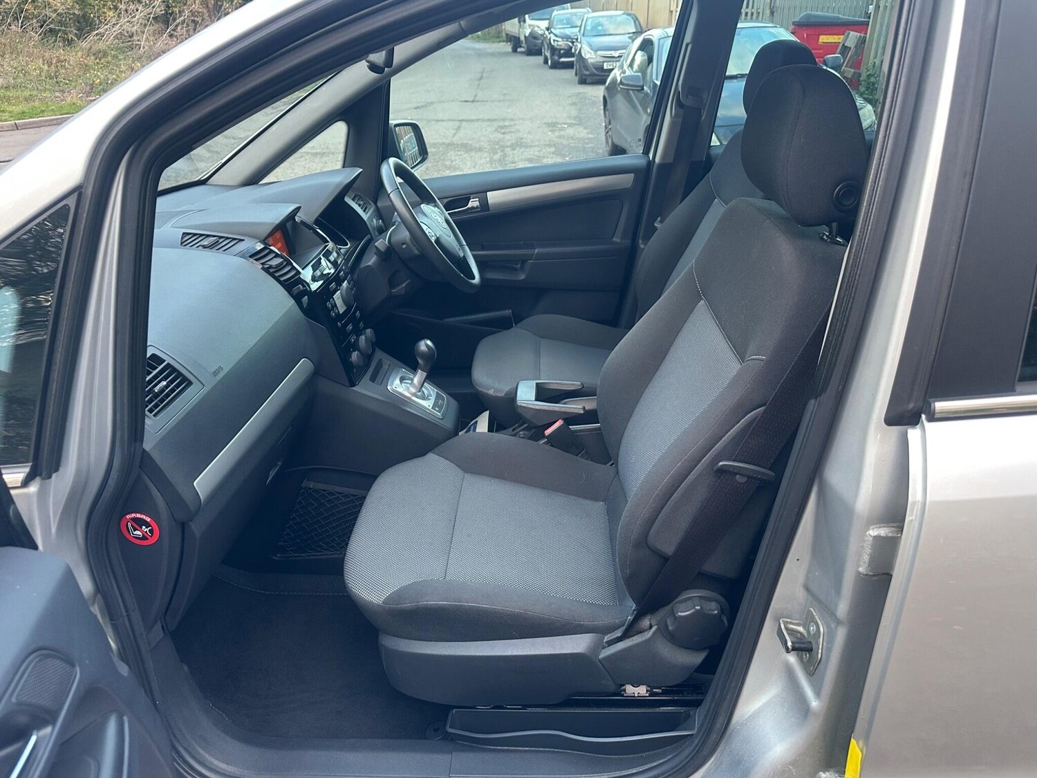 Used Vauxhall Zafira 2011 for sale - 76522300: Photo 39