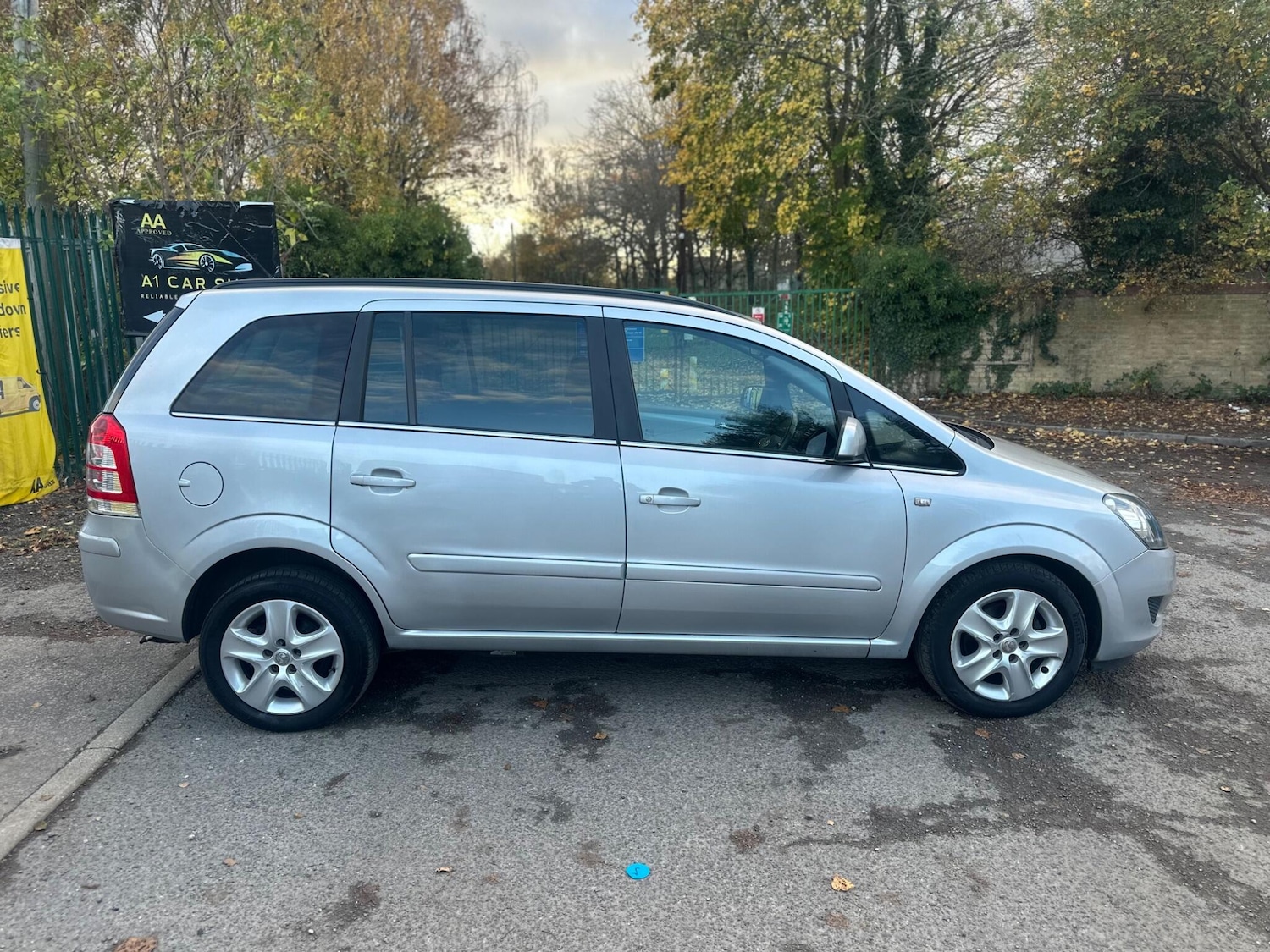 Used Vauxhall Zafira 2011 for sale - 76522300: Photo 8