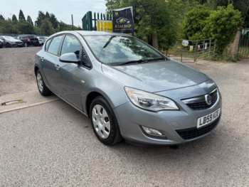 2010 (59) - 1.4 16v Exclusiv Euro 5 5dr