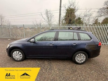 Used Volkswagen Golf 2014 for sale - 75915503: Photo