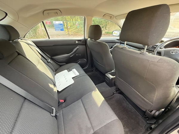 Used Toyota Avensis 2004 for sale - 75290370: Photo 22