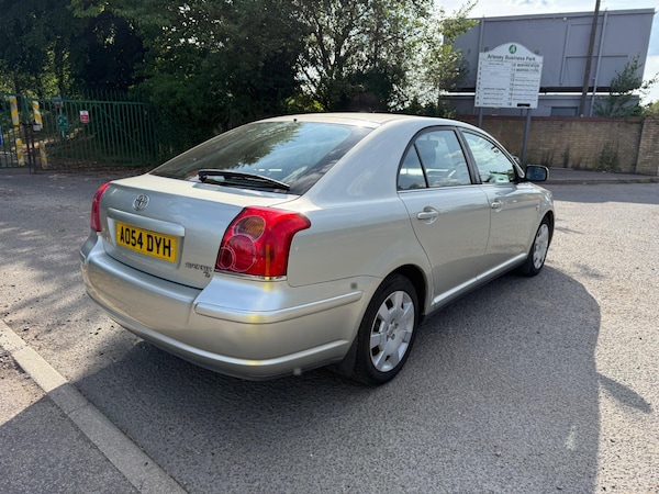 Used Toyota Avensis 2004 for sale - 75290370: Photo 9