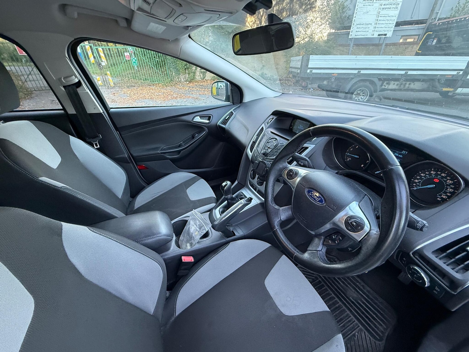 Used Ford Focus 2011 for sale - 76188759: Photo 10